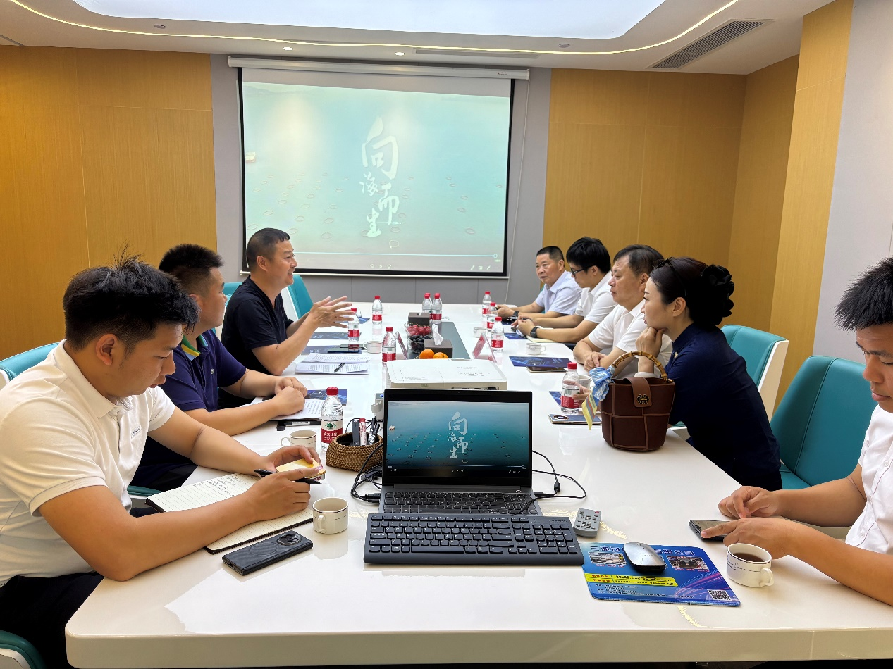 張長(zhǎng)豐副市長(zhǎng)到晨海水產(chǎn)調(diào)研，助企紓困共繪漁業(yè)科技新藍(lán)圖